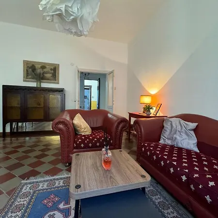 Apartment Paruzzi Eleganza Storica A 6 Minuti A Piedi Dal Di Dervio